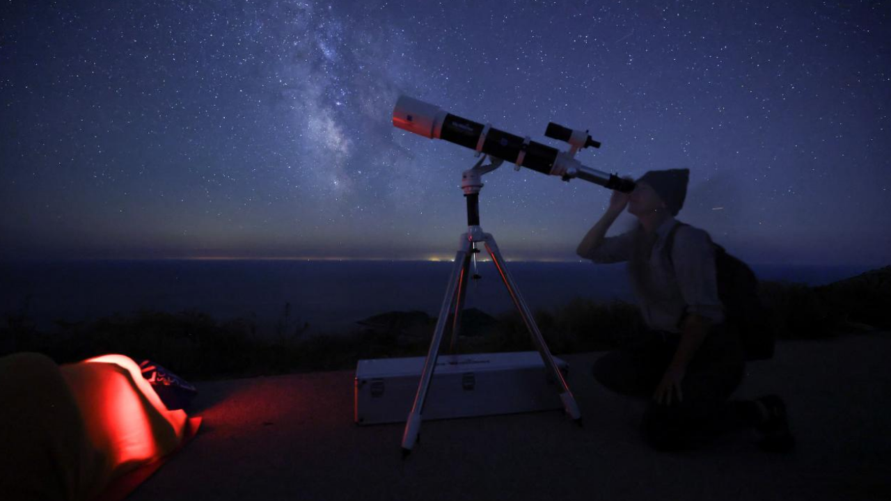 Gökyüzünde ‘’Perseid’’ Şöleni Başlıyor Saatte 100 Meteor Düşecek (1)