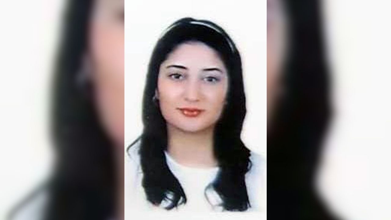 Hemşire Eşini Düğün Hediyesi Olarak Verilen Satırla Öldürmüş (3)