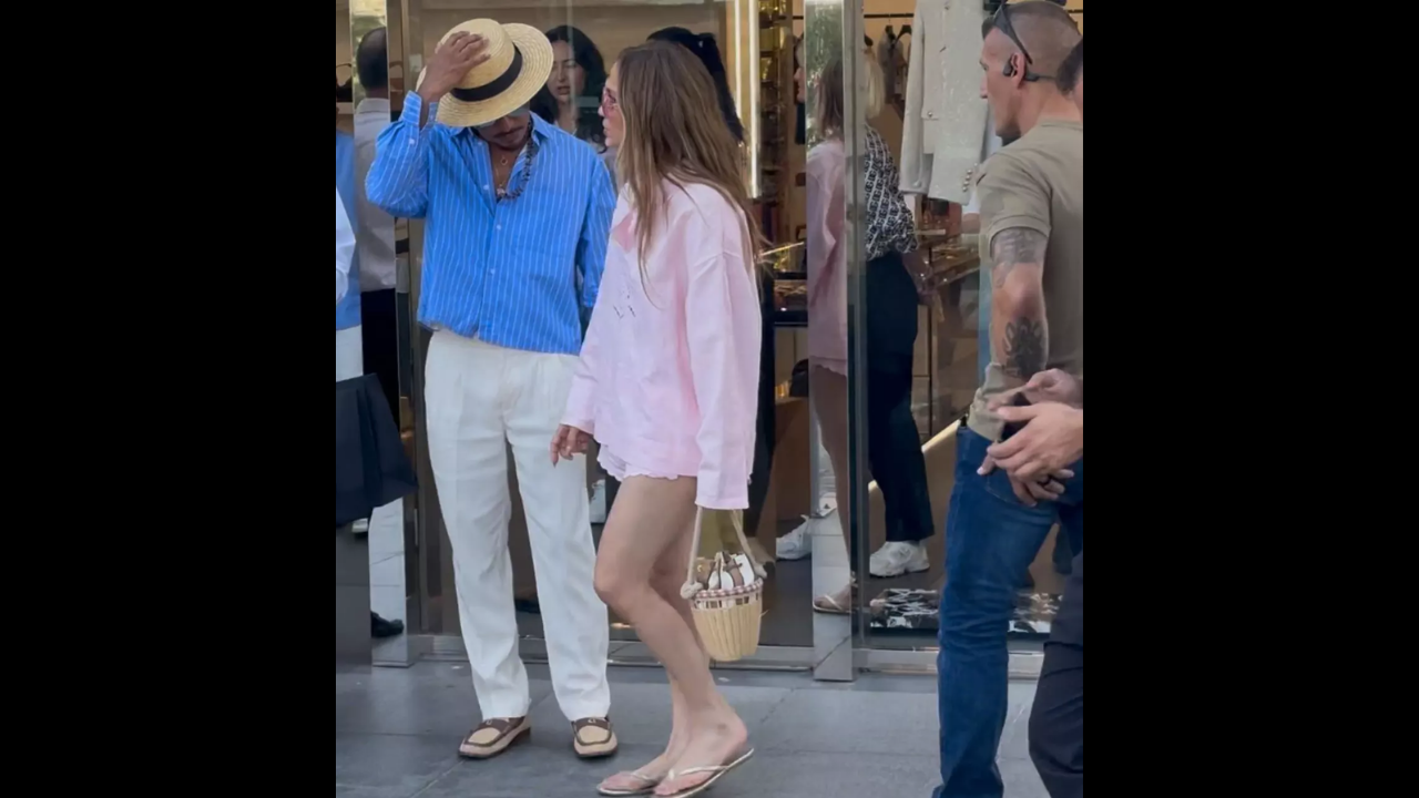 Jennifer Lopez’in İstanbul Macerası Sorunlu Başladı Mağazaya Alınmadı, ‘’Sorun Değil’’ Dedi