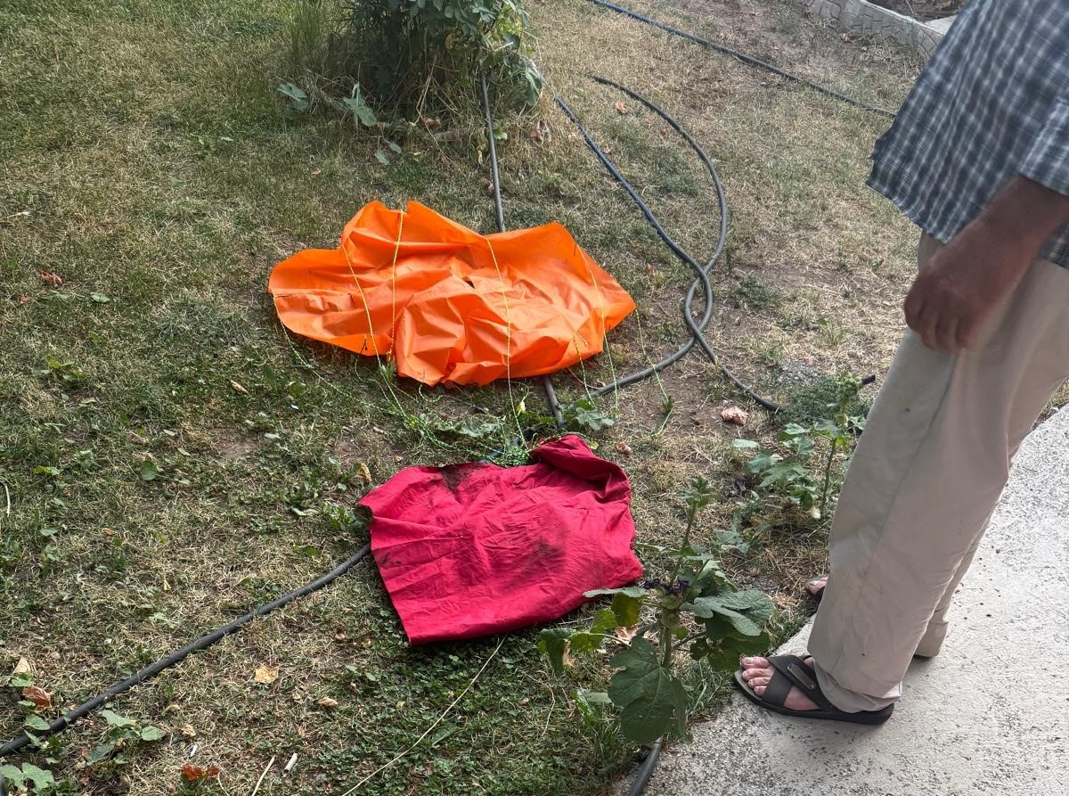 Kayseri’de Eğitim Roketi Evin Çatısına Düştü3