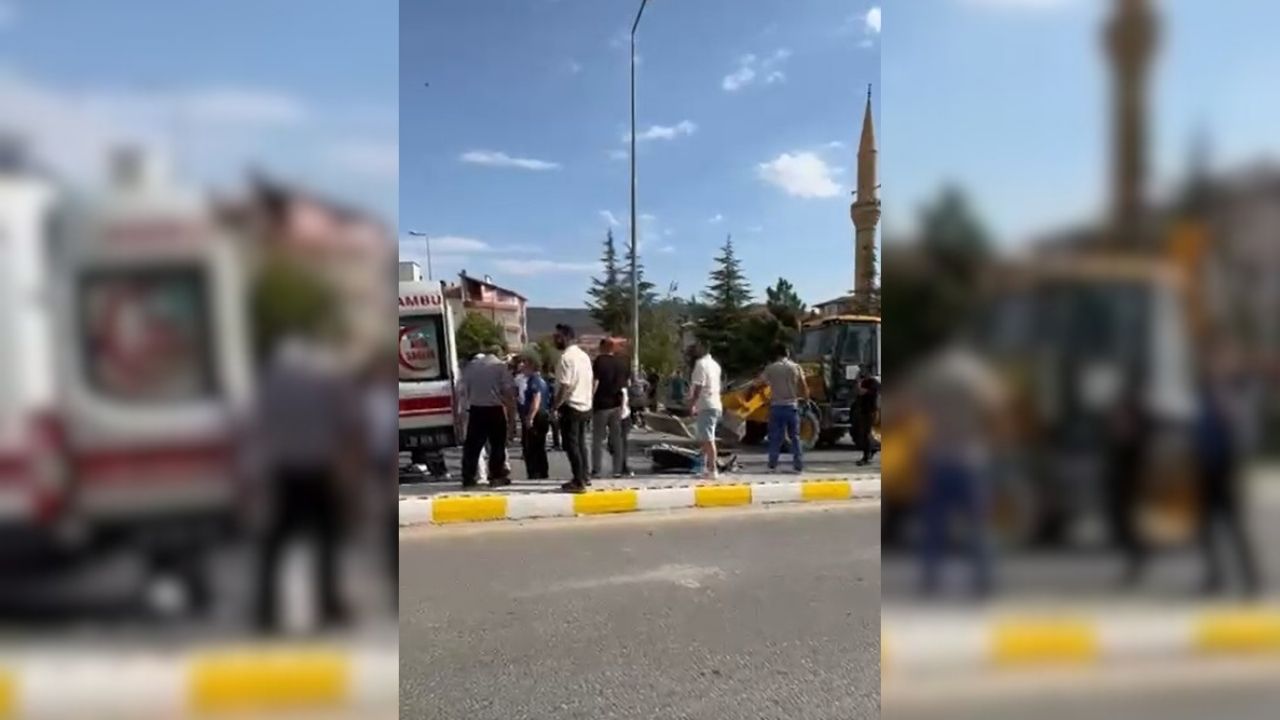 Kayseri’de Polisten Kaçarken Iş Makinesine Çarpan Motosikletli Öldü (2)