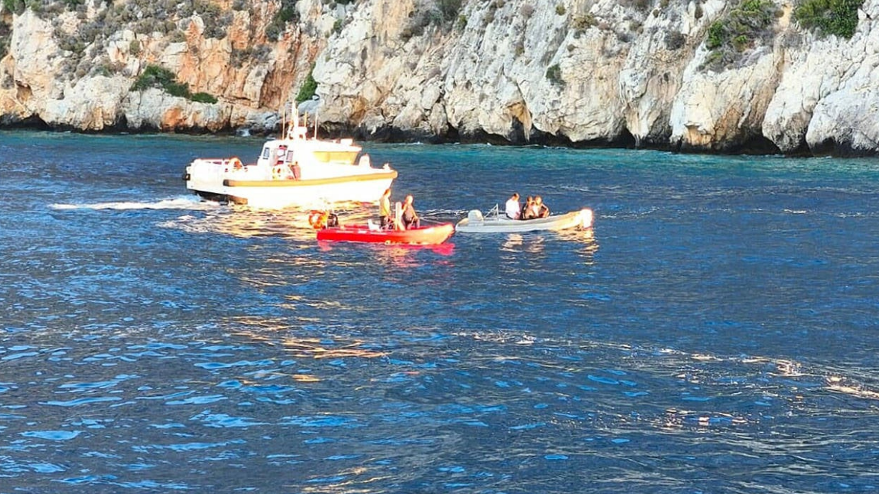 Muğla’da Deniz Faciası Mucizeye Dönüştü Kayıp 2 Çocuk 12 Saat Sonra Bulundu (2)
