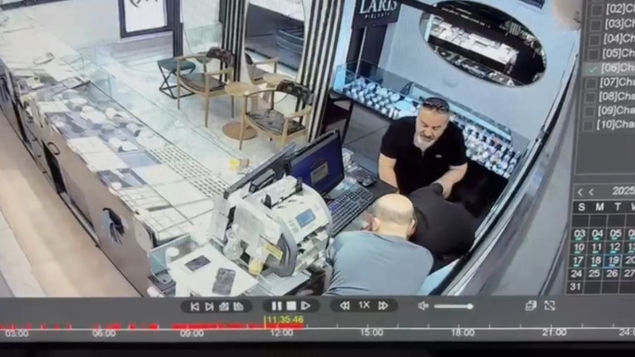 Şaka Gibi Soygun Oyuncak Tabancayla Kuyumcuya Daldı! (2)