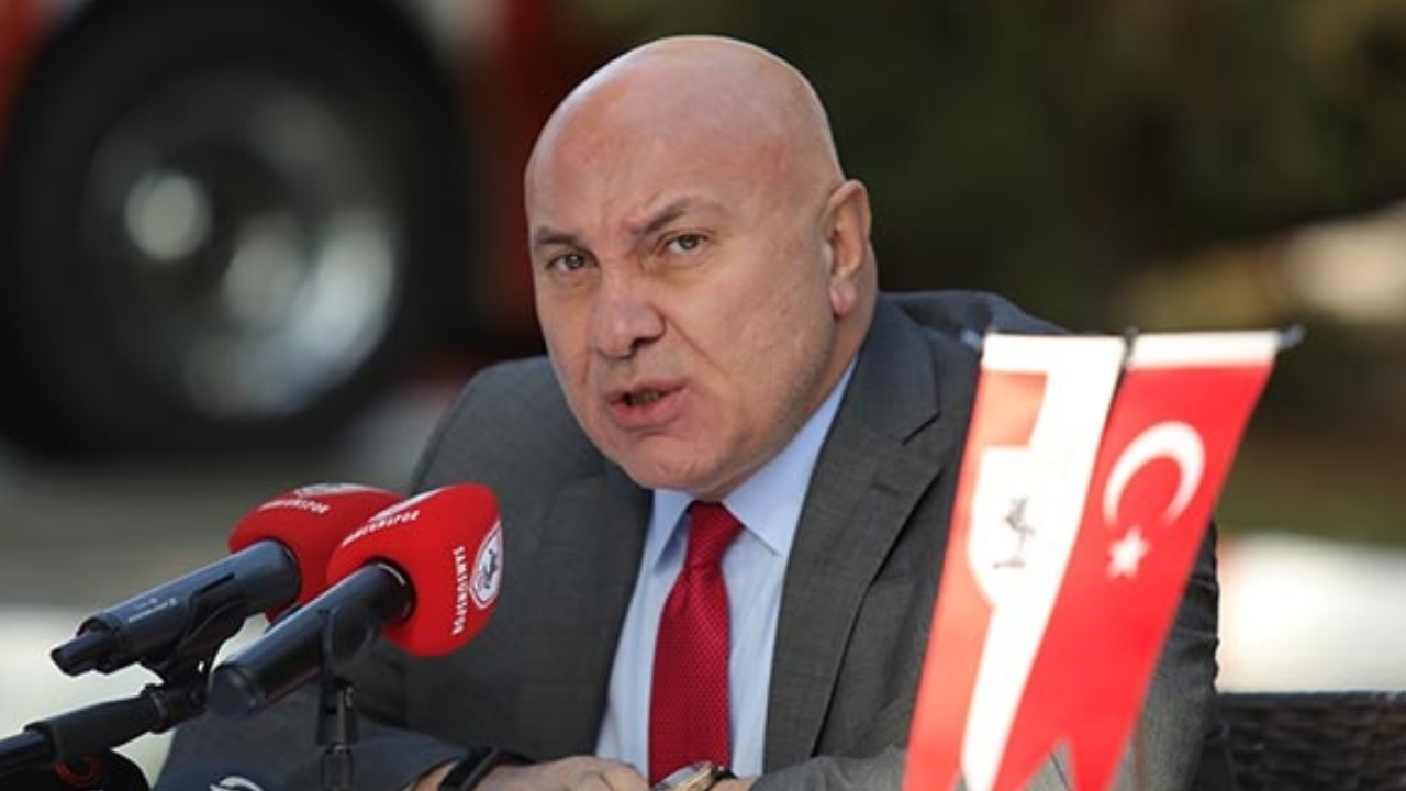 Samsunspor’un Atatürk’lü Forması Uefa’yı Karıştırdı! Başkan'dan Şaşırtan Karar... (1)