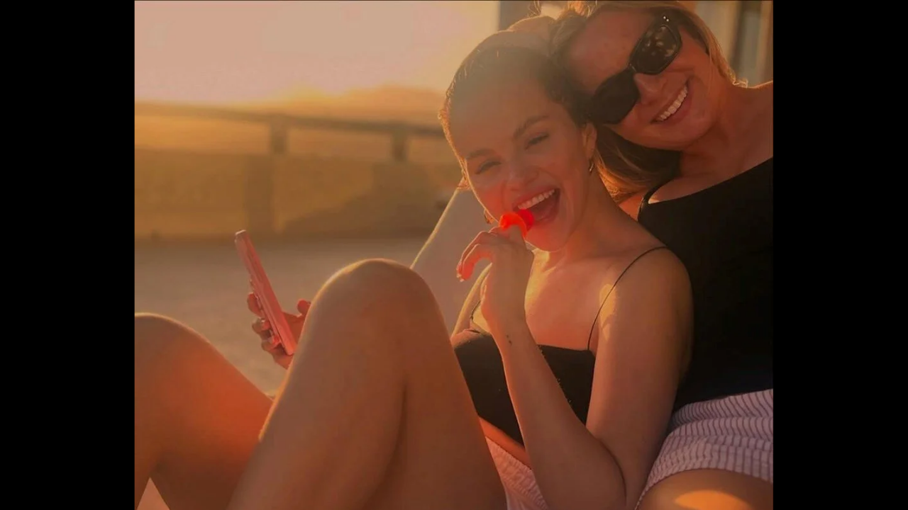 Selena Gomez, Bekarlığa Rüya Gibi Veda Etti (2)