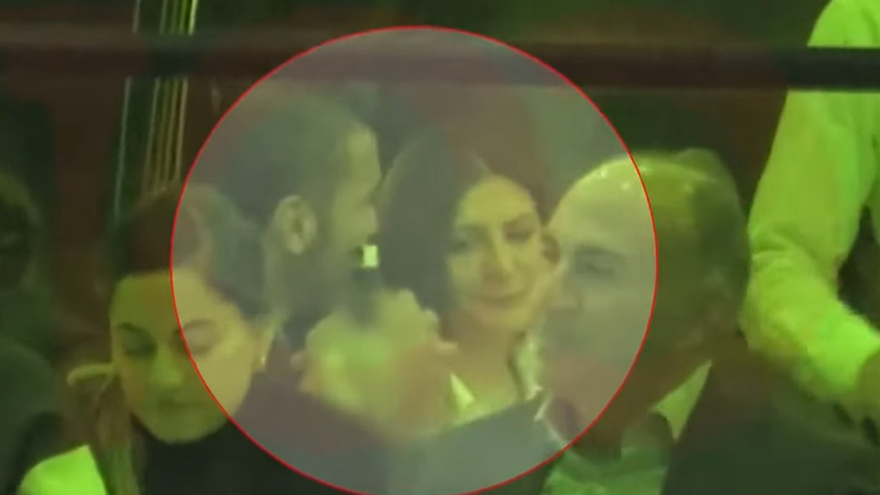 Sibel Can Ile Emir Sarıgül Aşkı Alevlendi Mi Yemekte Yakalandılar (2)