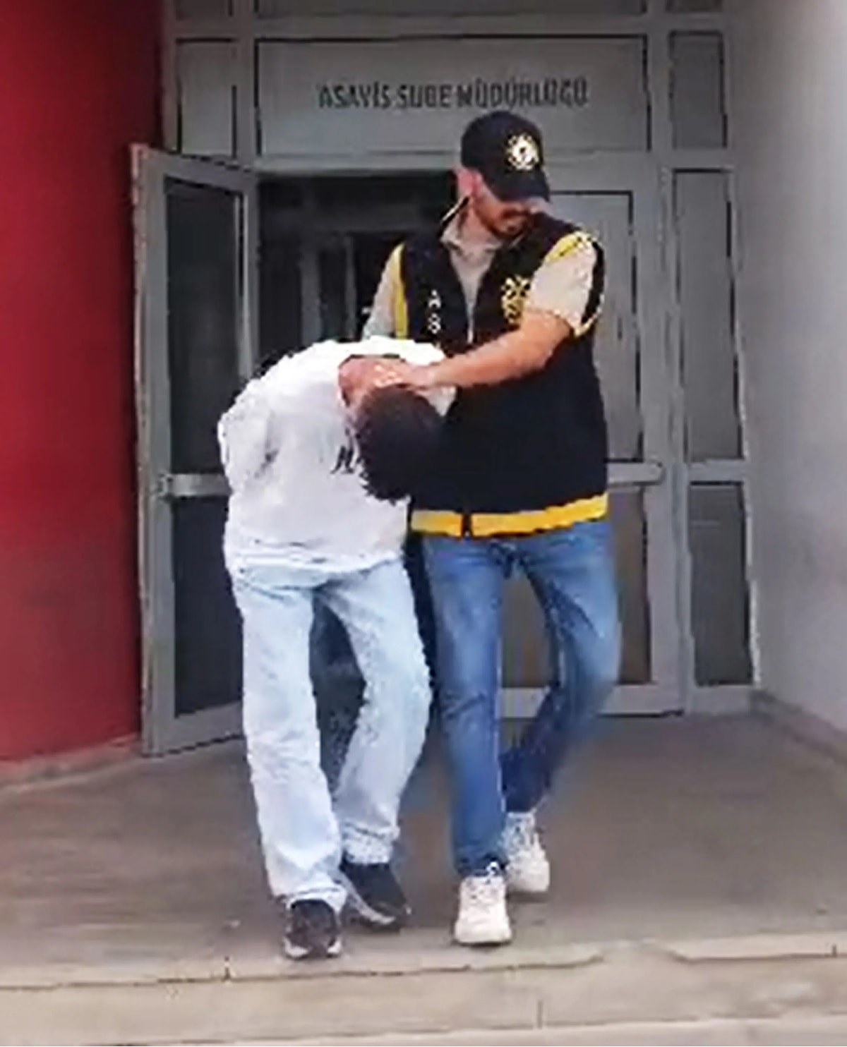 Yazar Ahmet Ümit Duyurdu %22Başkomiser Nevzat%22 Kılığında Dolandırıcılık Girişimi! 3