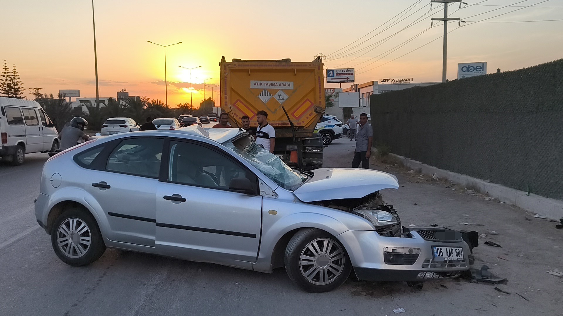 Adana’da feci kaza: 2 infaz koruma memuru hayatını kaybetti-2