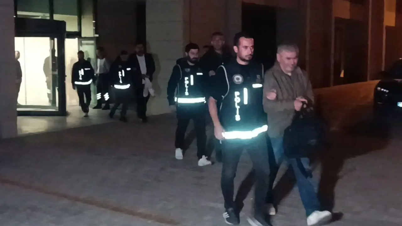 Akp’li Yahşihan Belediye Başkanı Ahmet Sungur ‘Rüşvet’ Suçundan Tutuklandı (1)