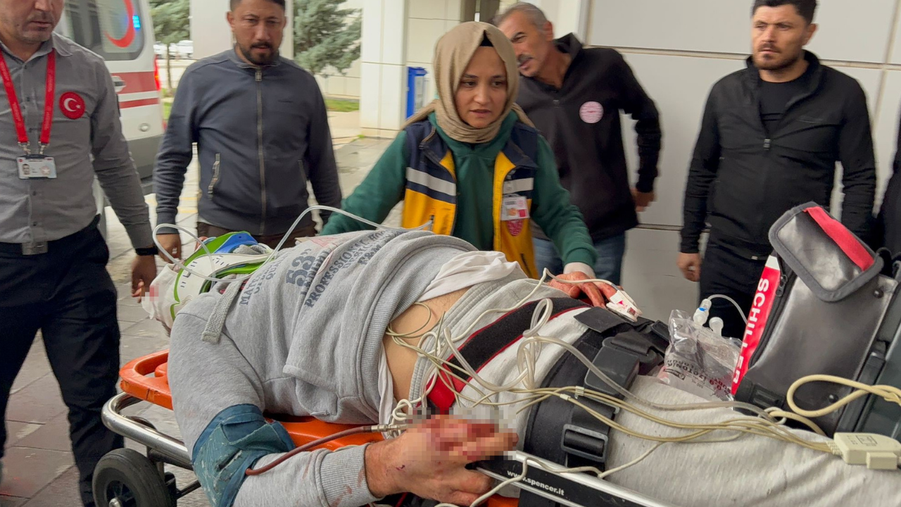 Aksaray Otoyolunda Acı Kaza 2 Asker Şehit Oldu, 1 Sivil Hayatını Kaybetti (2)