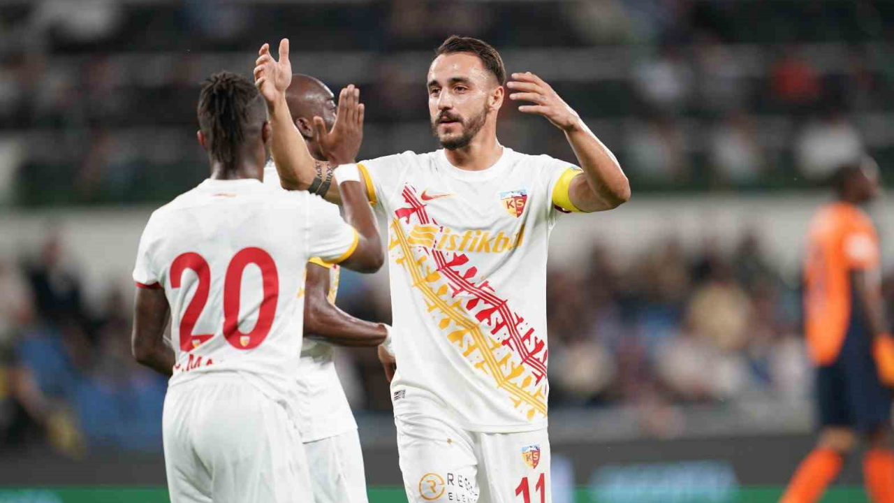Beşiktaş, Kayserispor’dan Gökhan Sazdağı Ile Anlaştı (1)