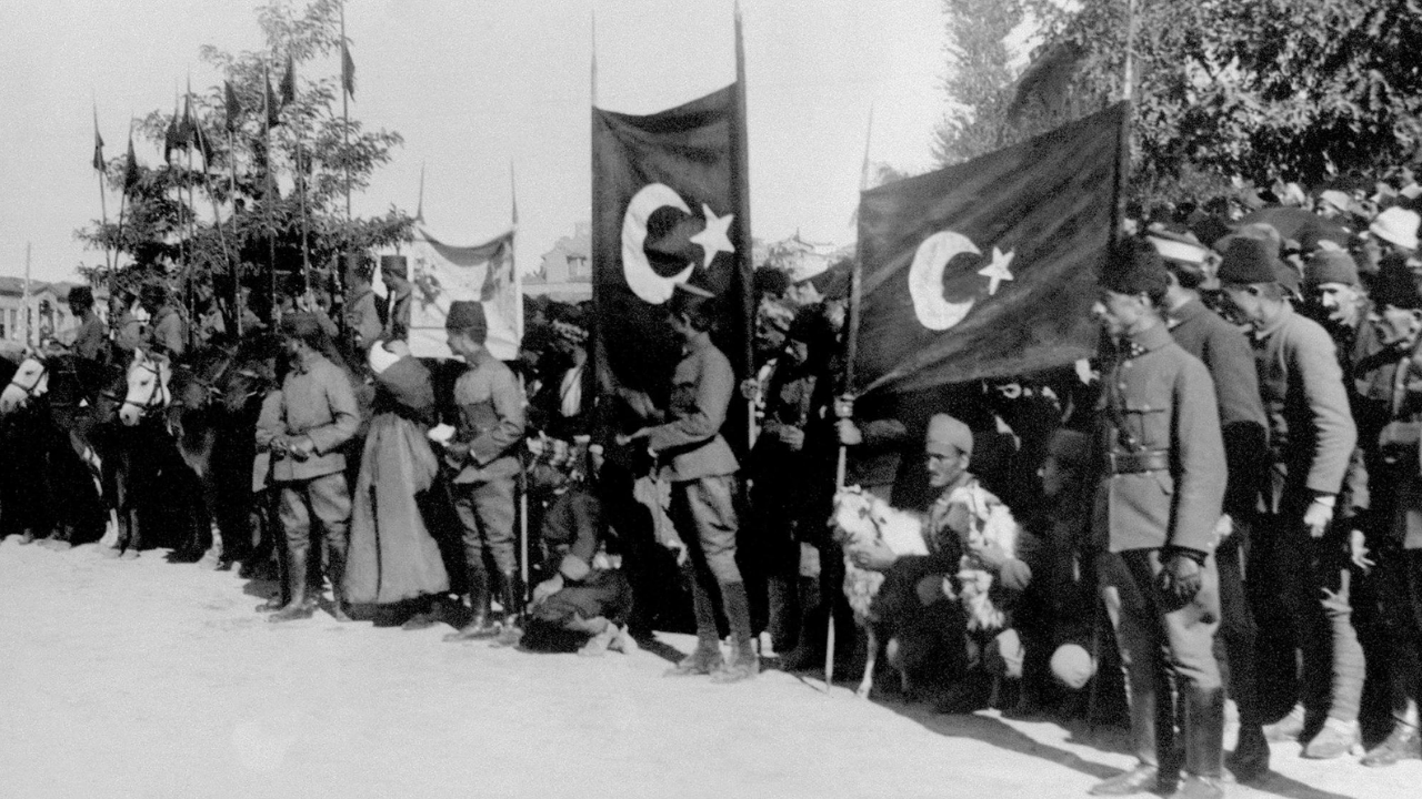 Büyük Taarruz’un Büyük Zaferi İzmir’in Kurtuluşu 103 Yaşında (1)