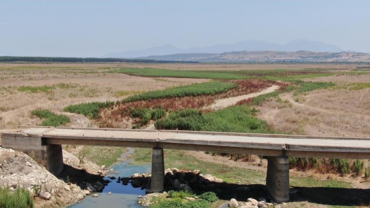 İzmir’de Su Kesintileri 2 Günde 1 Olacak Şekilde Ayarlandı!