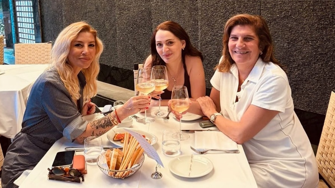Kızılcık Şerbeti Senaristi Merve Göntem Gözaltına Alındı (2)