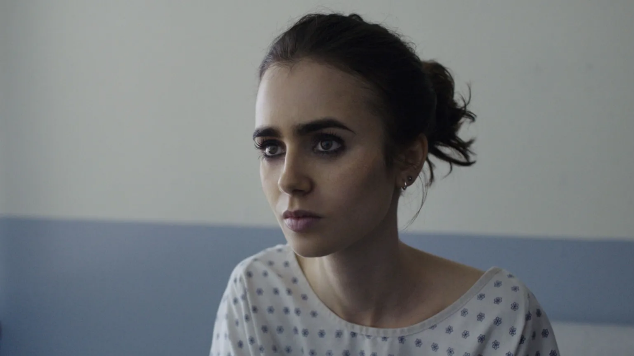 Lily Collins’in İncecik Beli Ve Karın Kasları Gündem Oldu! Defne Samyeli’nin Hollywood Versiyonu (1)