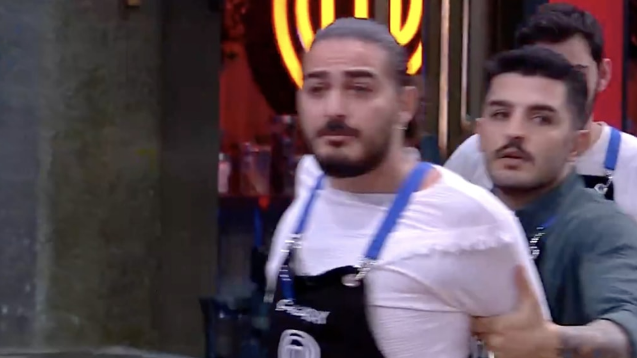 Masterchef Türkiye’de Sıcak Dakikalar Çağatay Mehmet Şef’in Üzerine Yürüdü