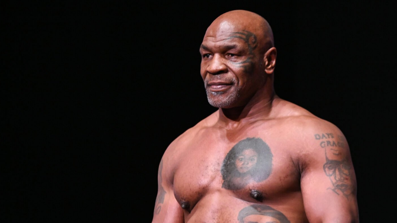 Mike Tyson Ile Floyd Mayweather 2026’Da Karşı Karşıya Gelecek (2)