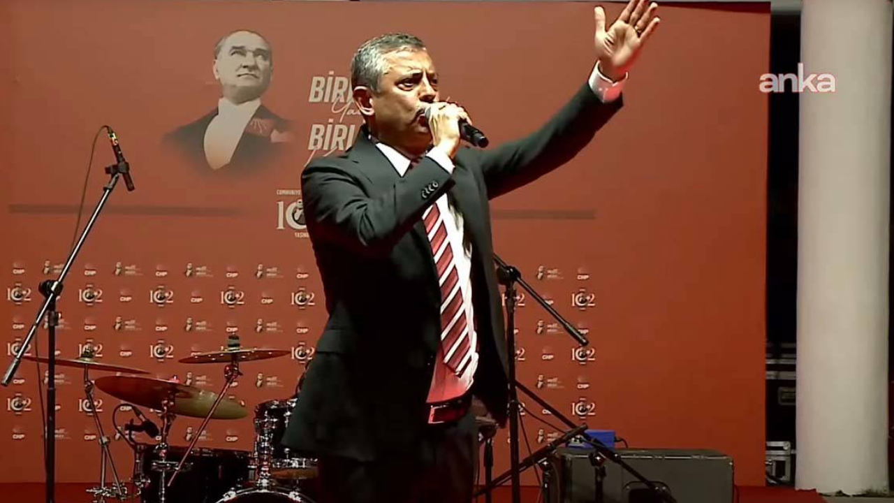 Özgür Özel'den İl Binasına Ablukaya İlk Yanıt!
