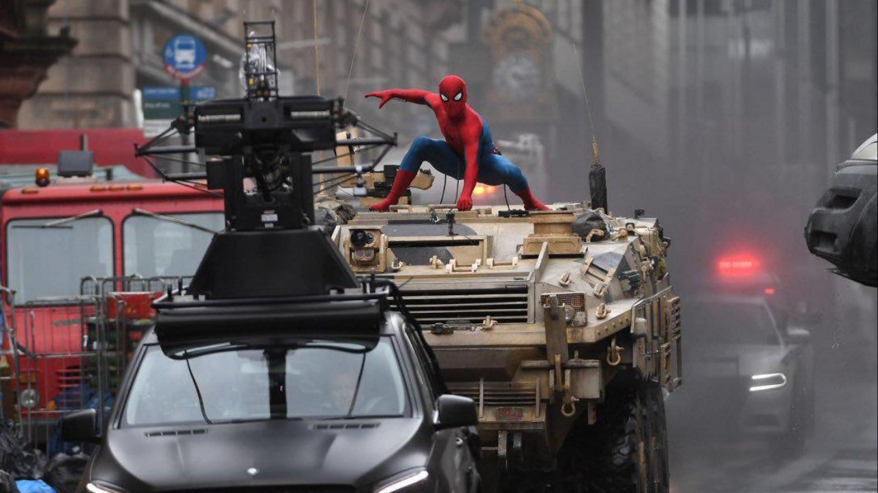 Tom Holland Sette Dengesini Kaybetti, Beyin Sarsıntısı Geçirdi (3)