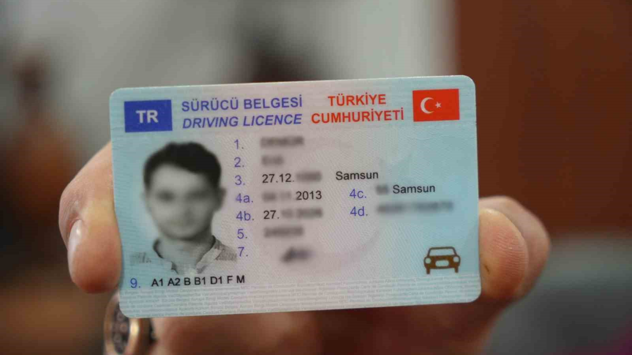 Trafikte Yol Kesme Ve Saldırı Yapanların Ehliyeti İptal Edilecek (1)