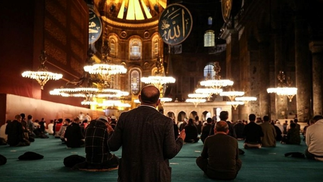 Üç Aylar Ne Zaman Başlıyor 2025 2026 Regaip, Miraç Ve Berat Kandili Tarihleri (2)