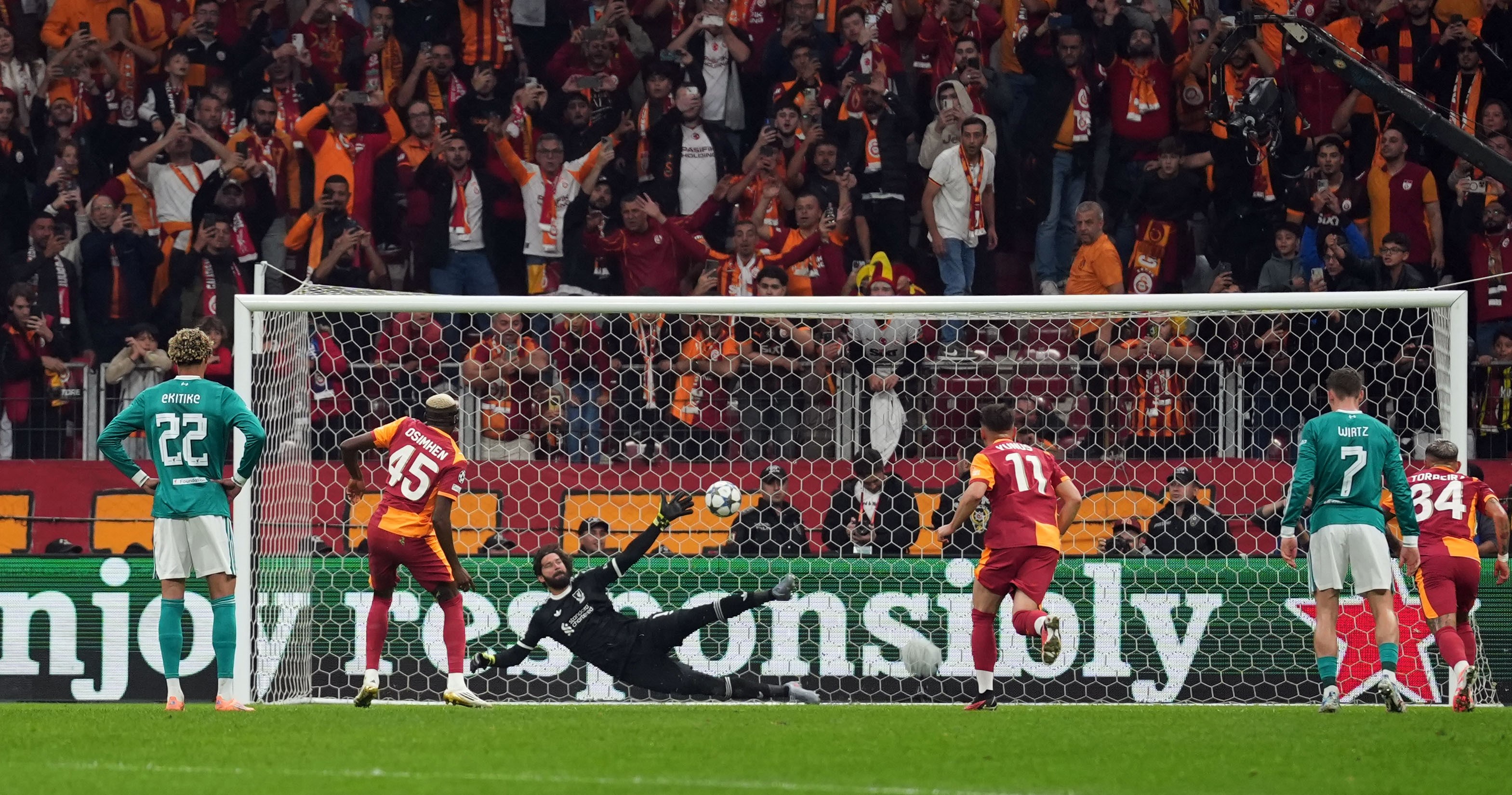 Galatasaray, dev maçta Liverpool’u devirdi!