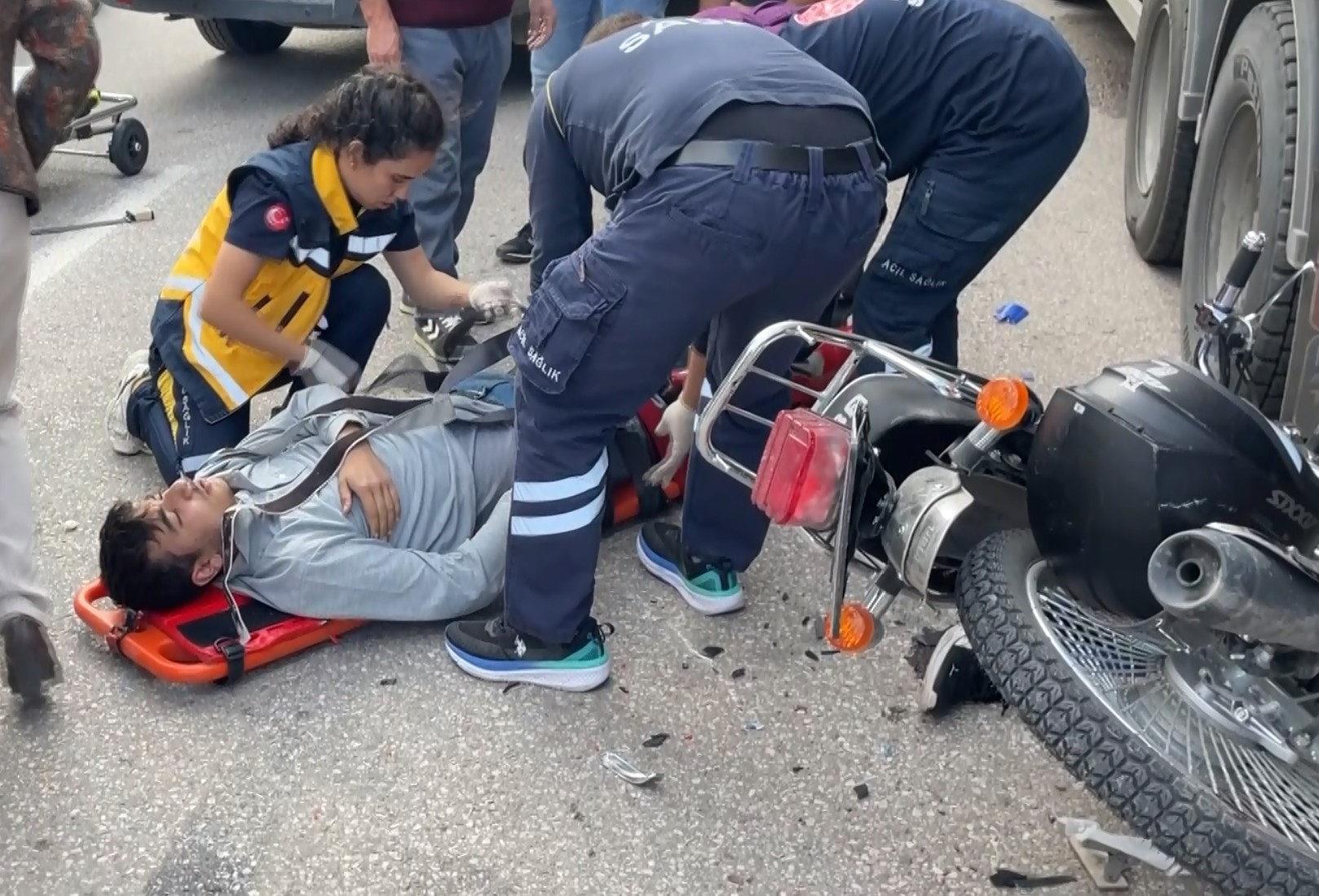 Sinyalsiz dönüş kazaya neden oldu: O anlar kamerada-1
