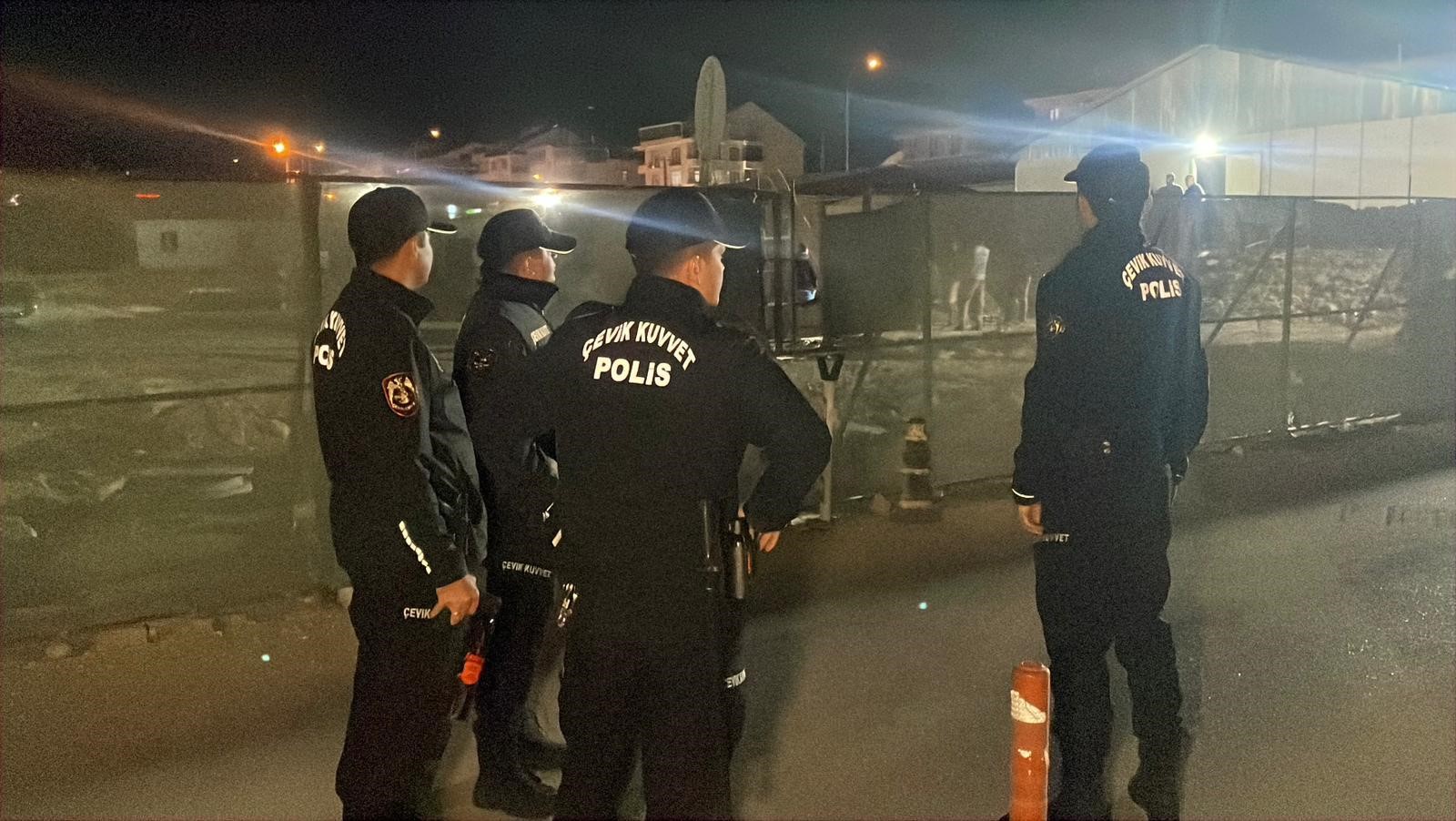 Karaman’da hastane şantiyesinde bıçaklı kavga: 1’i ağır 4 yaralı-3