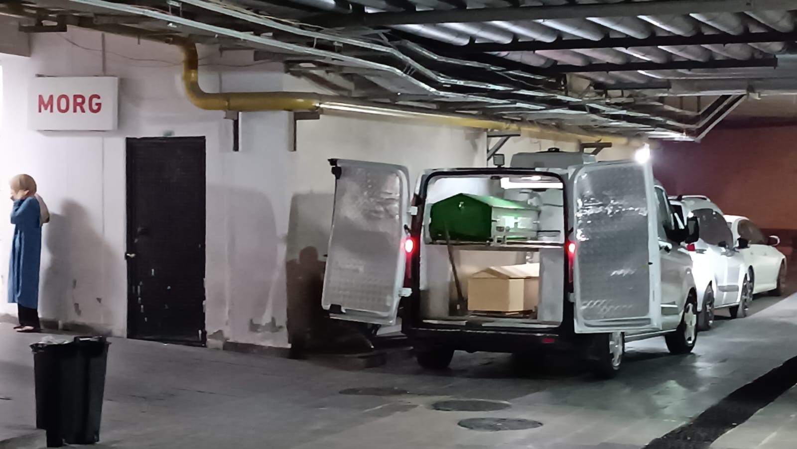 Yolun karşısına geçmek isteyen genç, otomobilin çarpması sonucu hayatını kaybetti-1
