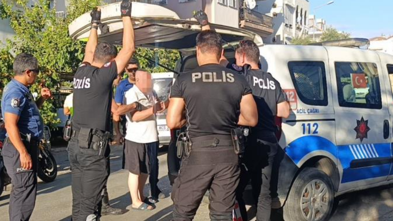 Alkollü Sürücü Kaza Yapıp Kaçtı, Cumhurbaşkanına Hakaretten Tutuklandı! (2)