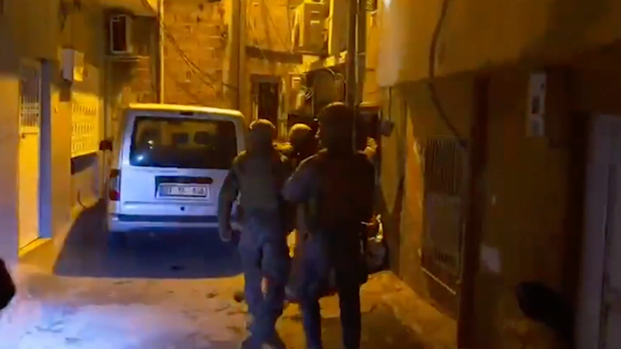 Bayğaralar Çetesine 10 Ilde Şafak Operasyonu 106 Kişi Gözaltında (2)
