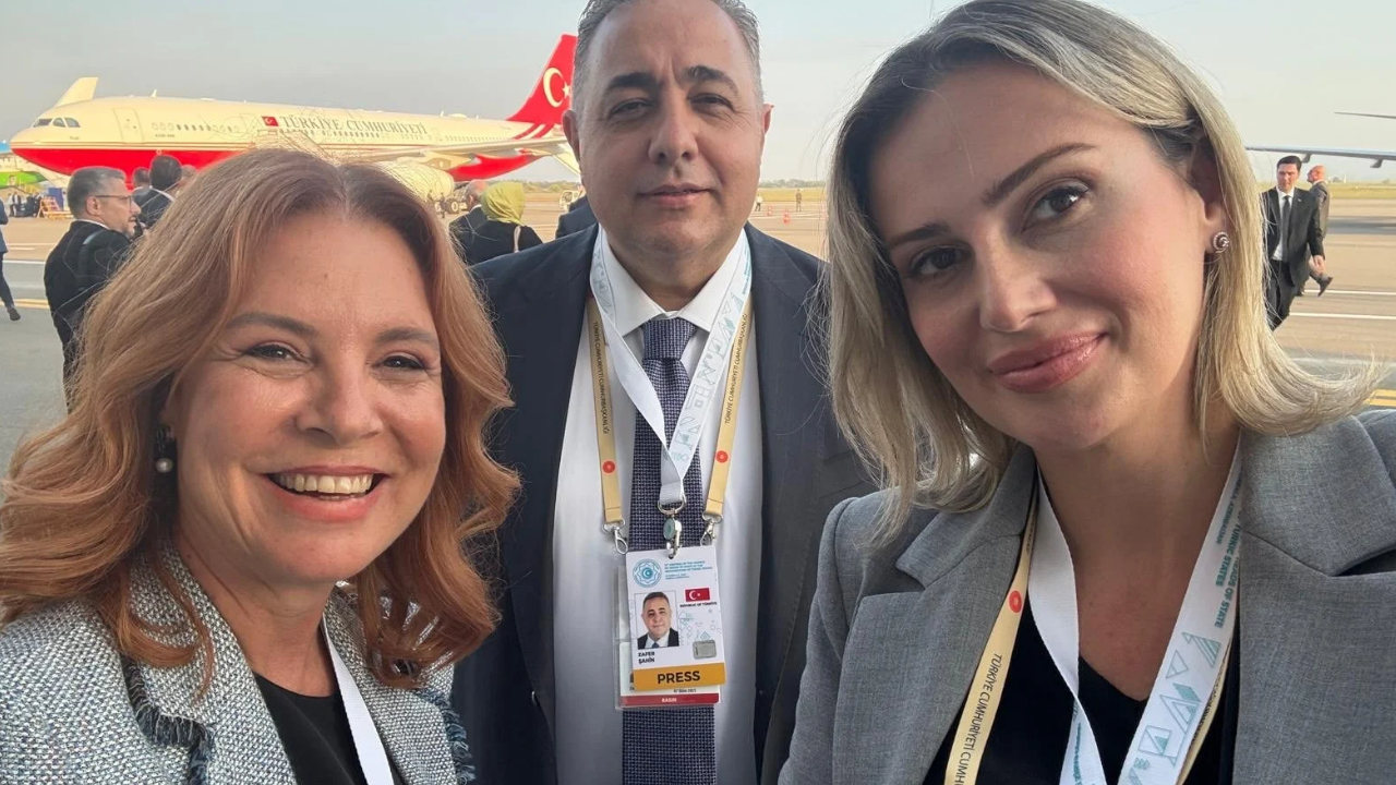 Cumhurbaşkanı Erdoğan’ın Uçağında Sürpriz Isim Hülya Koçyiğit’in Kızı Gülşah Alkoçlar (2)