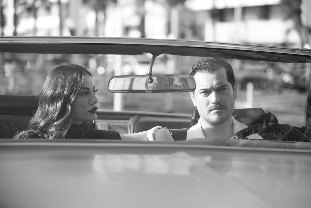 Demet Özdemir Ve Çağatay Ulusoy, Efsane Pozlarıyla Cannes’ı Salladı (8)