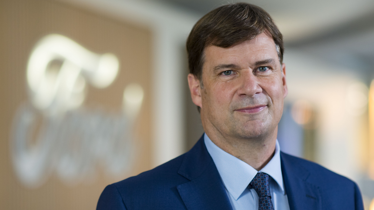 Ford’un Ceo'su Milyarder Jim Farley, Oğlunu Yazın Sanayiye Vermiş!1 (2)