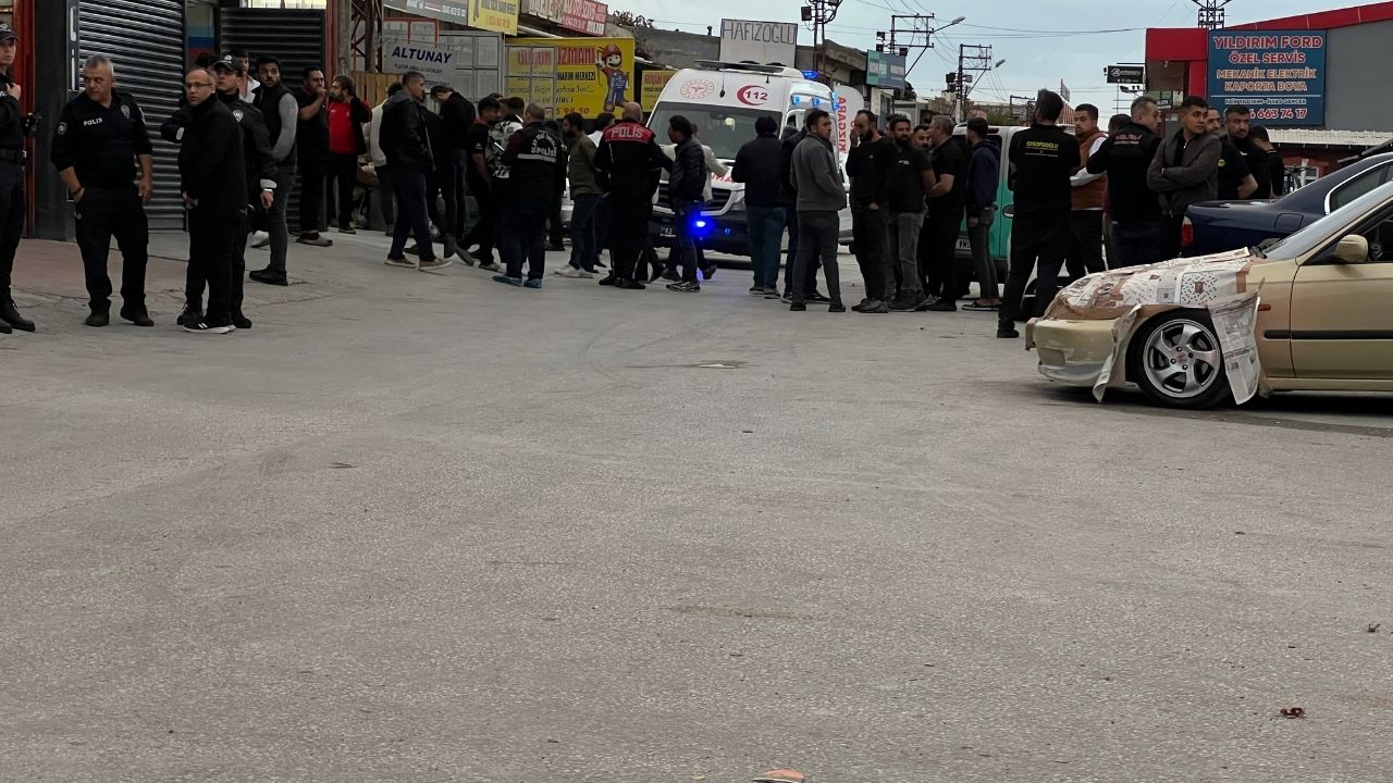 İş Yerine Gelip Tüfekle Rastgele Ateş Açtı 10'Dan Fazla Yaralı Var! (2)