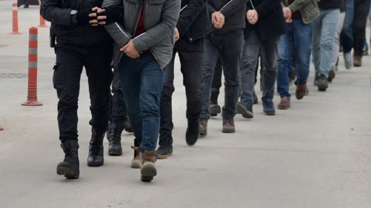 İstanbul’da 1,3 Milyarlık Hayali Işlem Zinciri 60 Kişi Için Gözaltı Kararı (1)