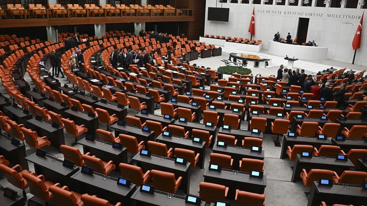 Meclis’te Yeni Dönem Başlıyor İşte Ilk Gündem Maddeleri