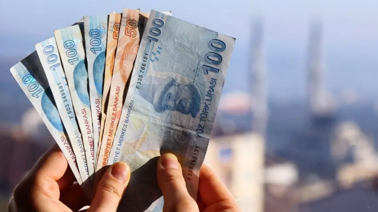 Memur Ve Emekli Maaşlarına Zamda Dengeler Değişti Ankara, Seyyanen Zam Kulisleriyle Isındı