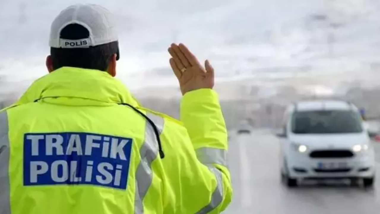 Sürücüler Dikkat! Gizli Radar Son Buluyor, Hapis Ve 280 Bin Tl’ye Varan Cezalar Geliyor! (1)