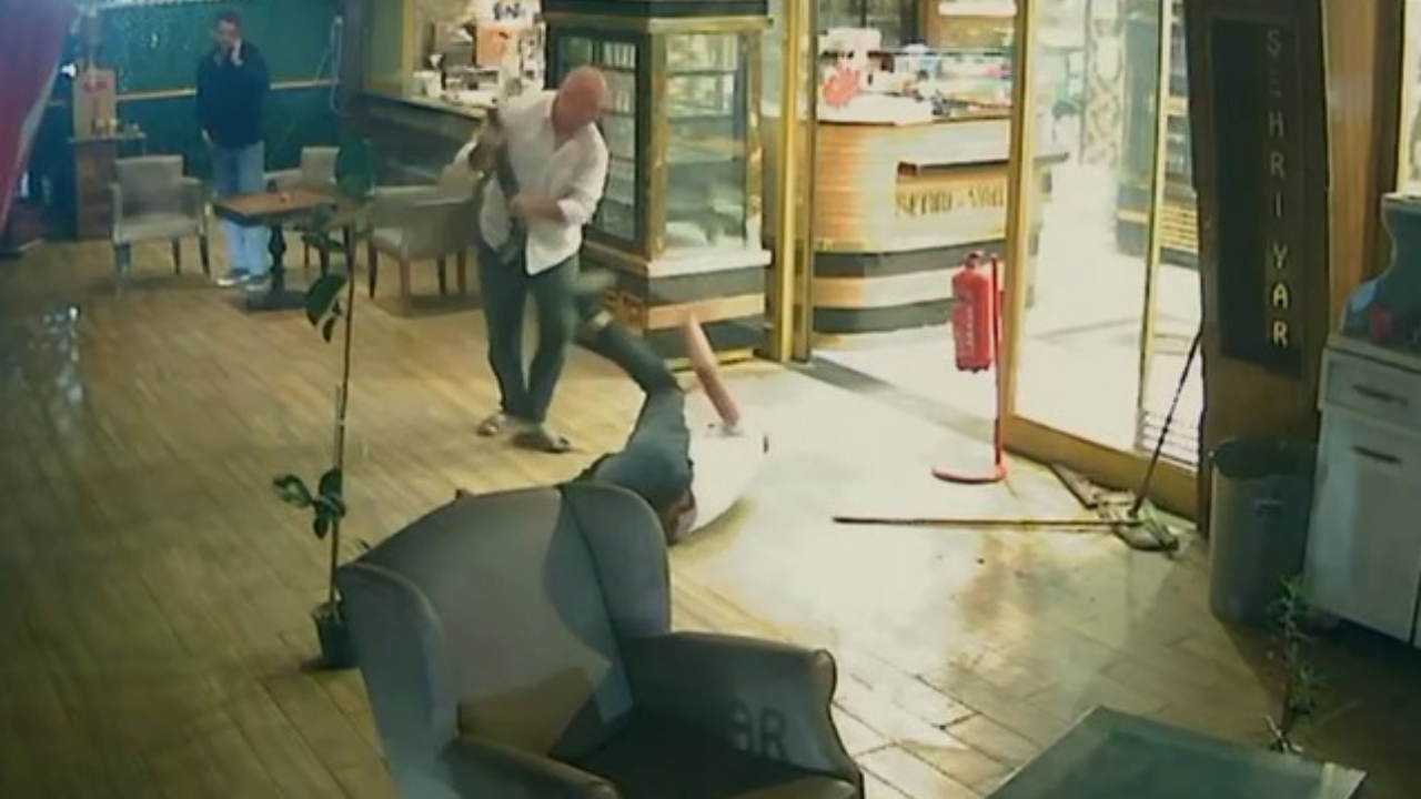 Adana’da Akrabasını Av Tüfeğiyle Vurup Darbeden Şüpheli Tutuklandı (3)