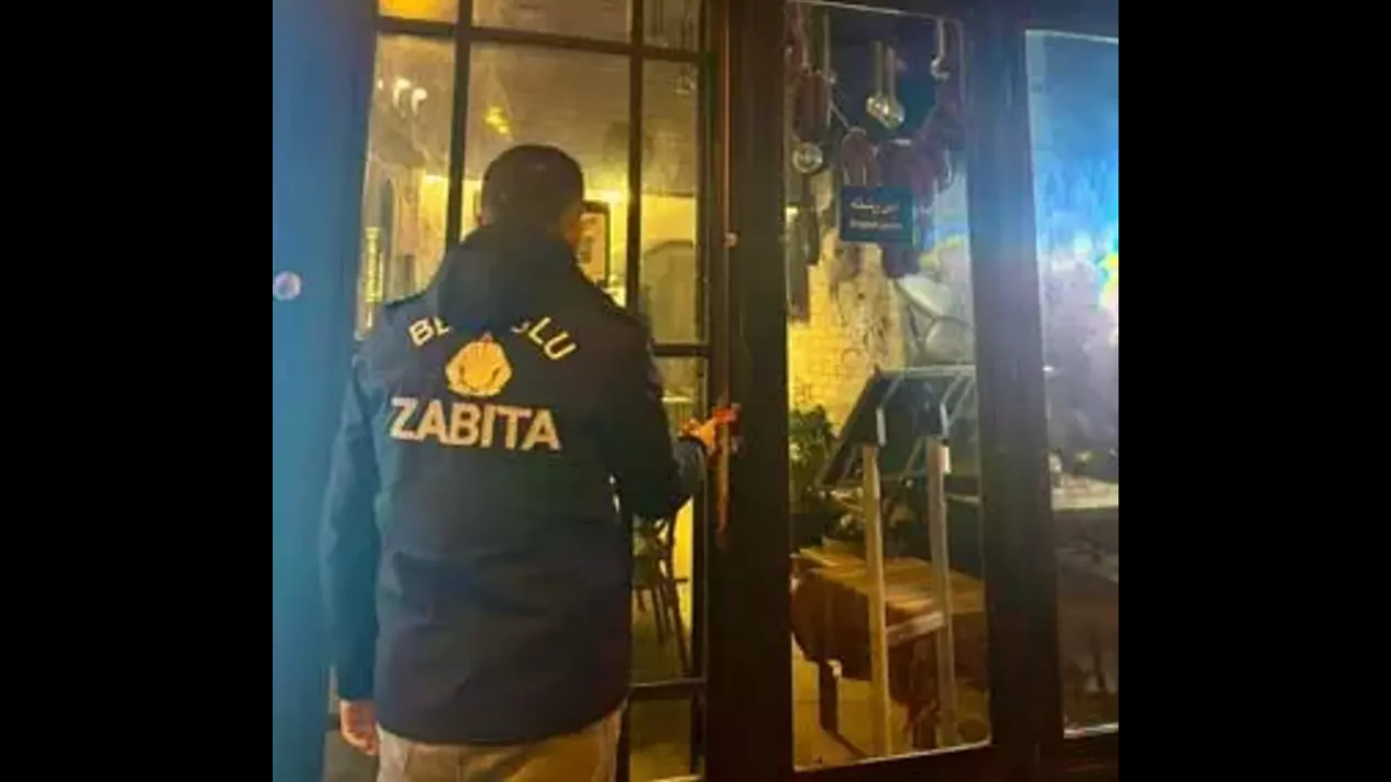 Beyoğlu’nda Çalışanını Darbeden Fenomen Bahadır Ünlü Gözaltına Alındı (3)