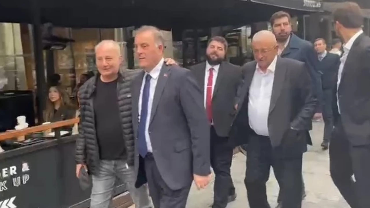 Ekrem İmamoğlu’nun Babası Ve Oğlu Ifade Vermek Için Emniyete Geldi (1)