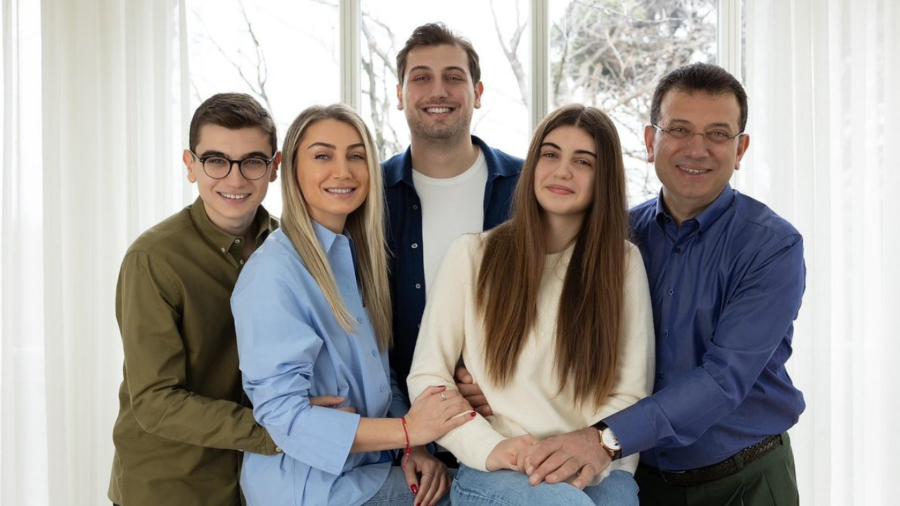 Ekrem İmamoğlu’nun Babası Ve Oğlu İstanbul Adliyesi’nde Ifade Verecek (3)