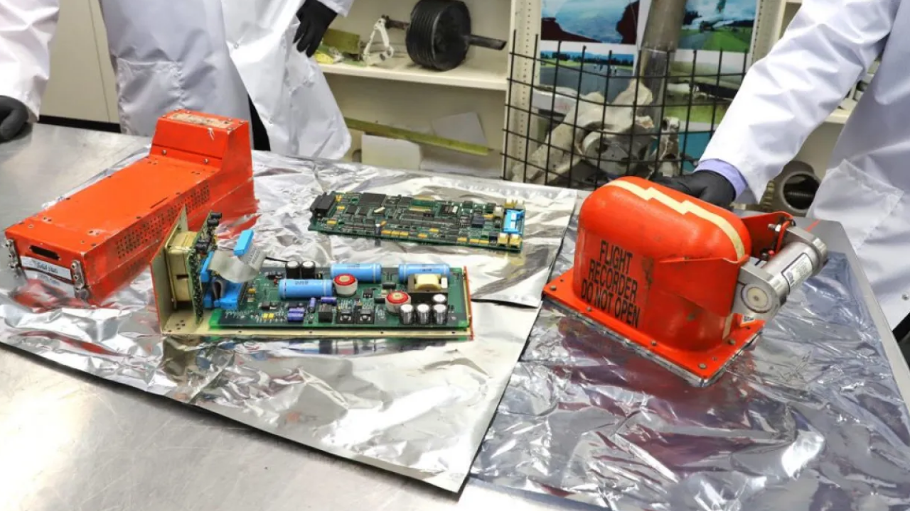 Gürcistan’da 20 Askerin Şehit Olduğu Kargo Uçağının Kara Kutusu Bulundu (3)