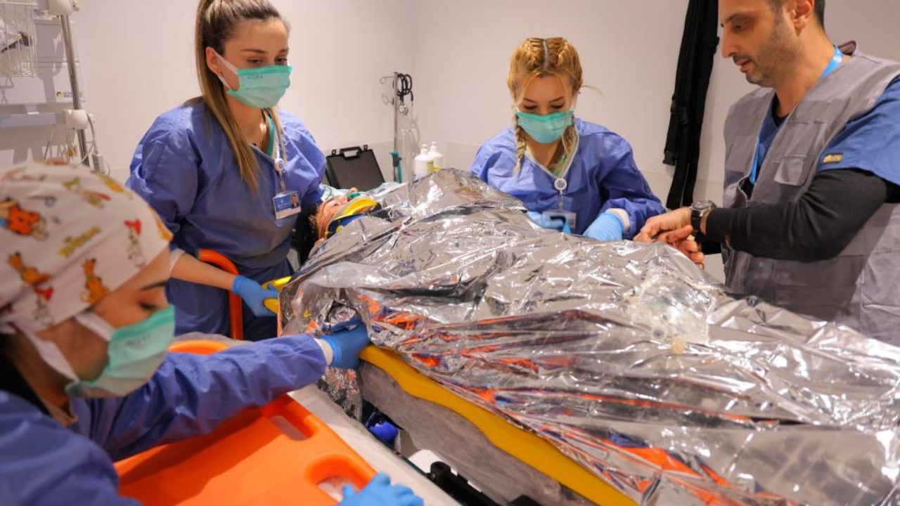 Tatbikatta Rolünü Fazla Benimseyen Vatandaş Panik Yarattı