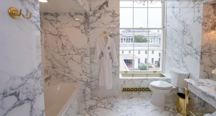 Trump, Beyaz Saray’daki Lincoln Banyosunu Altın Kaplattı! 4