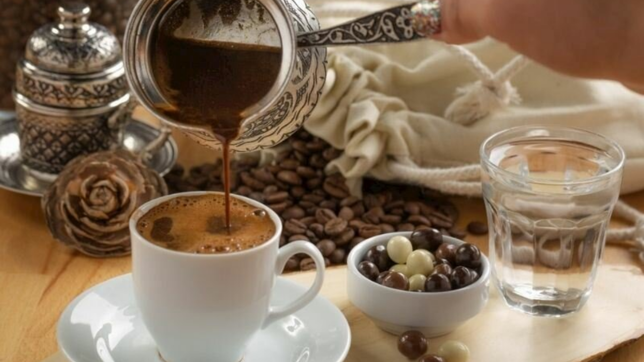 Bir Kahvenin Kırk Yıl Hatırı Vardır İdamı Göze Alan Kahvecinin Hikâyesi (1)