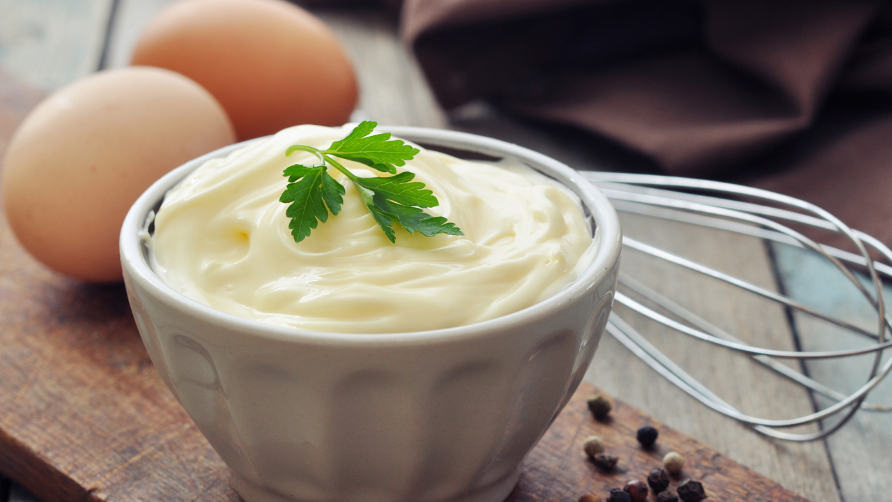 Evde Bol Proteinli Mayonez Yapımı (1)
