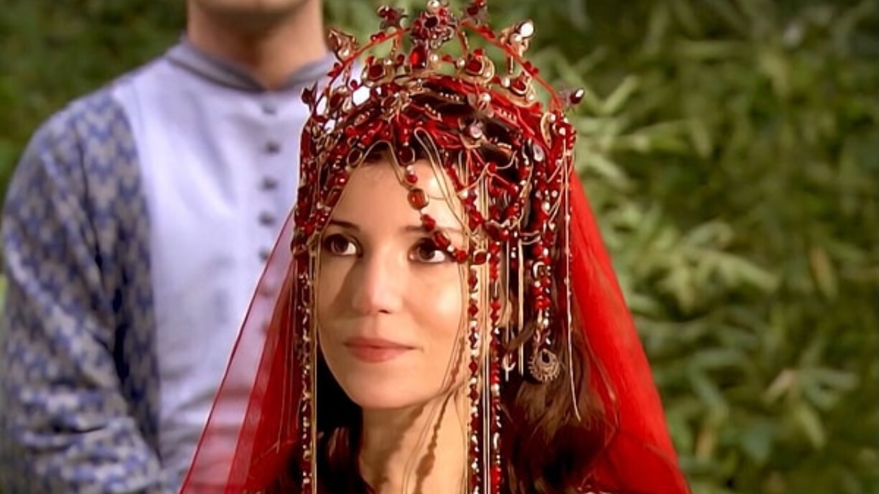 Muhteşem Yüzyıl Karakterlerinin Burçları (5)