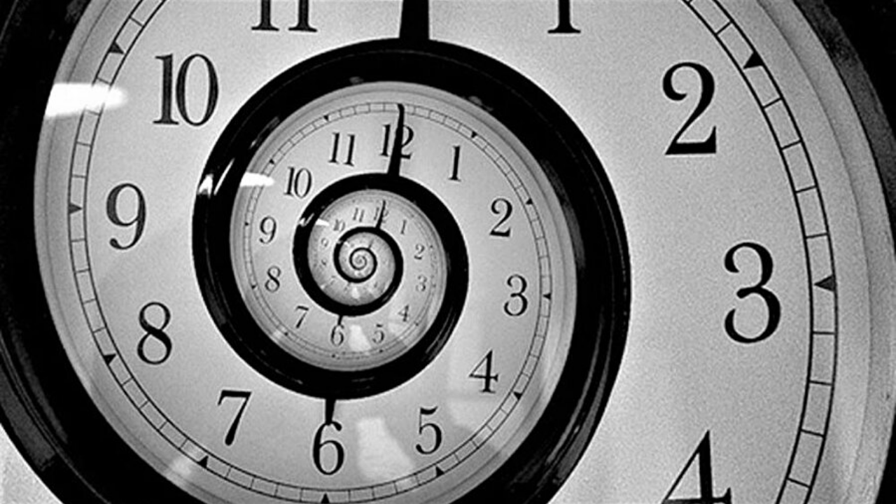 Neden Bazı Anları Daha Önce Yaşamış Gibi Hissedersiniz Beynimizin Déjà Vu' Hatası! (1)